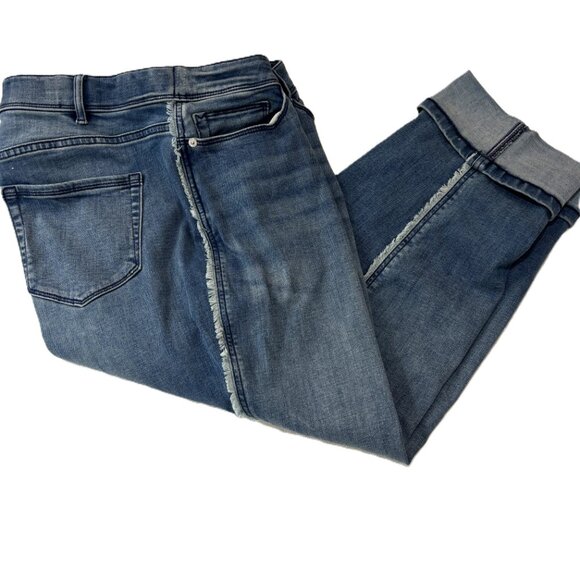 J. Jill Denim High Rise Cropped Capri Stretch Jeans - Picture 9 of 14